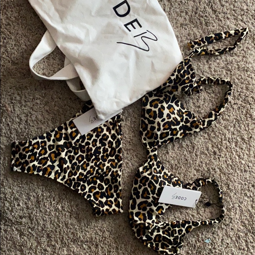 Code B Atlas Bikini